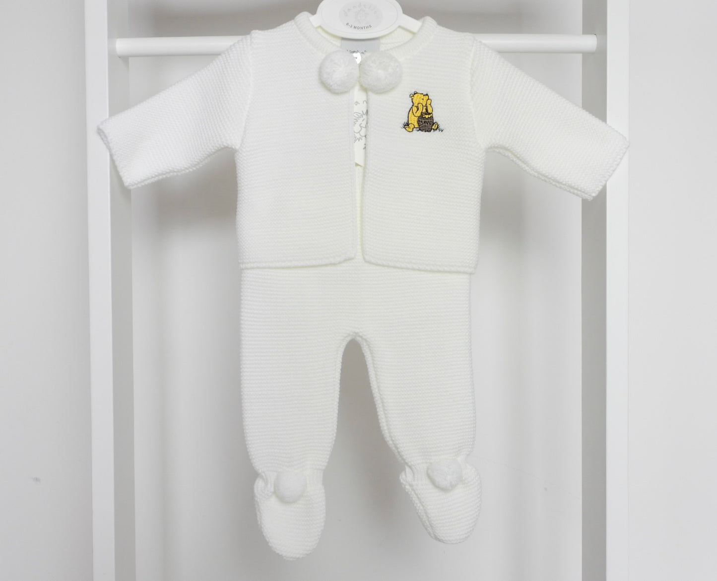 WHITE WINNIE THE POOH TWO PIECE KNITTED