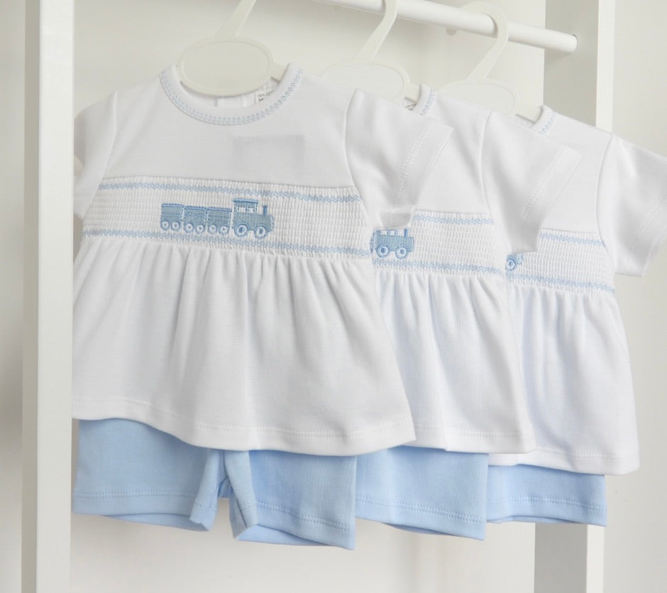 SMOCKED TRAIN SHORTS SET