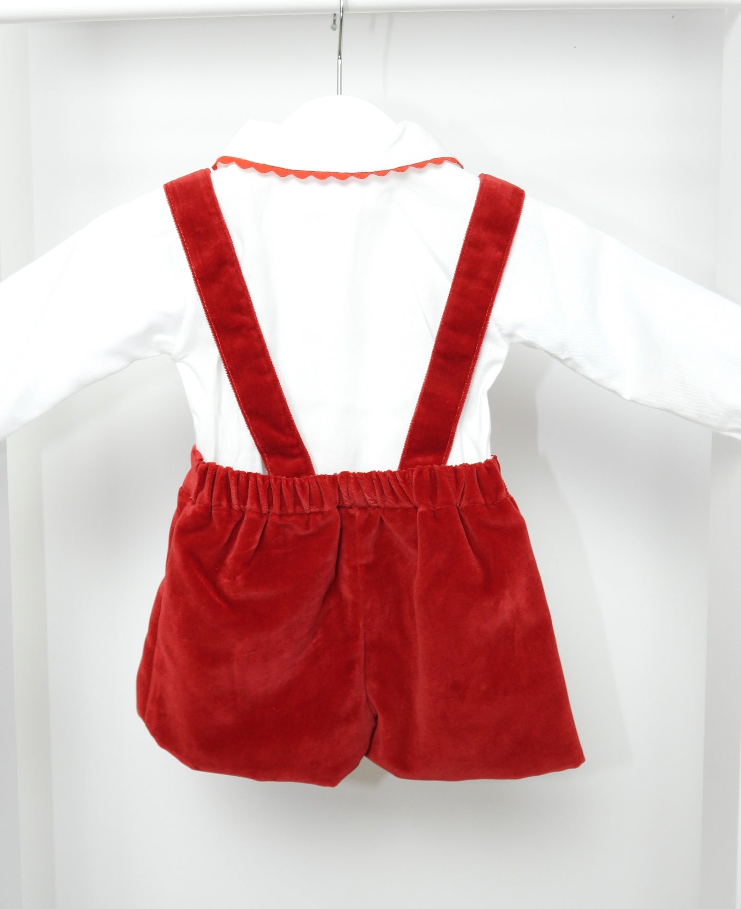 RED VELVET H-BAR SHORTS AND WHITE SHIRT by