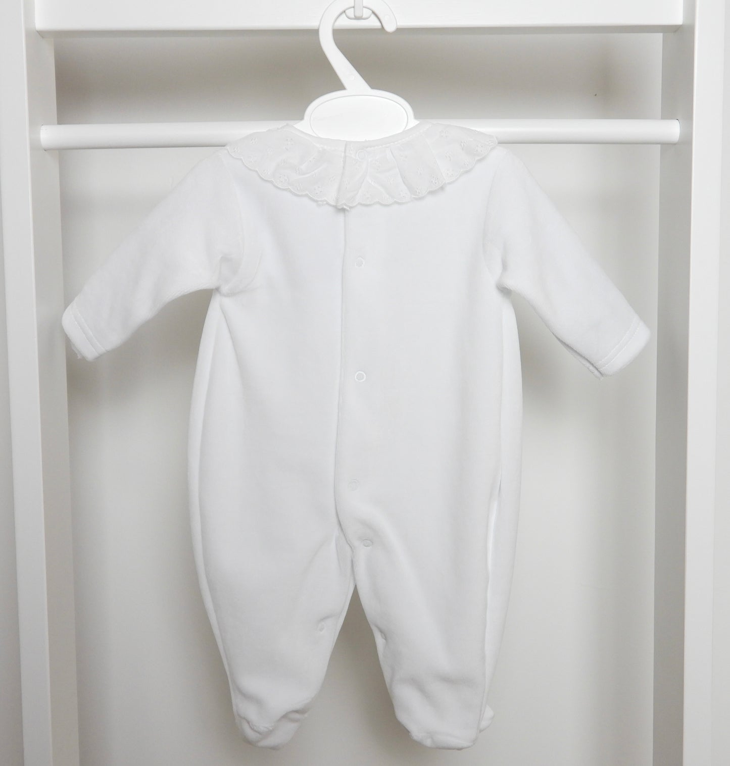 Broderie Lace Collar White Sleepsuit