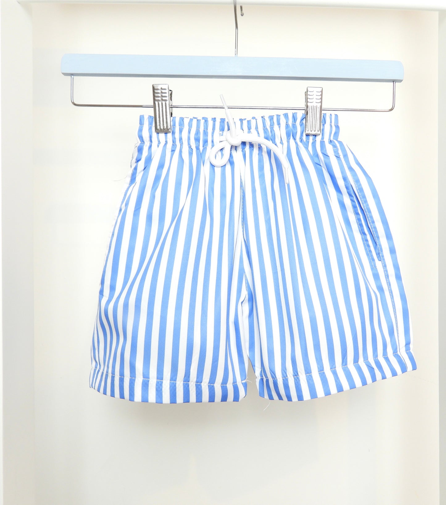 BLUE STRIPED SWIMSHORTS