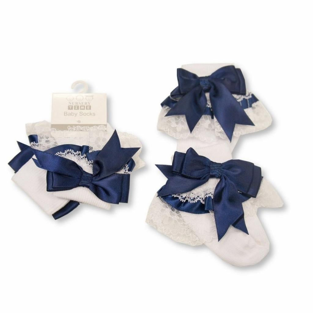 NAVY FRILLY ANKLE SOCKS